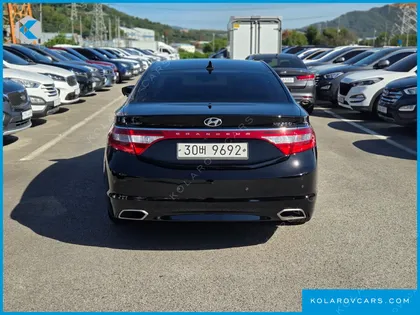 HYUNDAI GRANDEUR HG240 MODERN