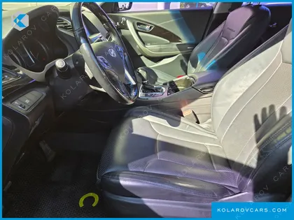 HYUNDAI GRANDEUR HG240 MODERN