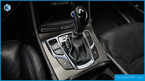 HYUNDAI GRANDEUR HG240 MODERN