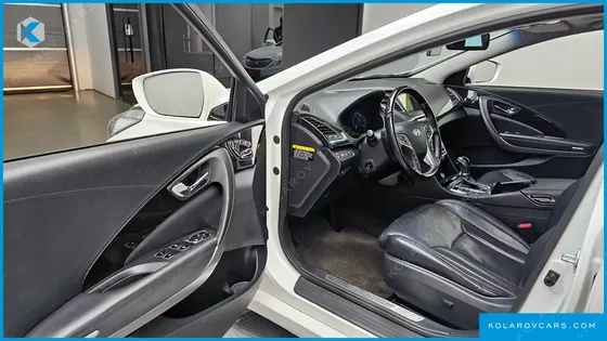 HYUNDAI GRANDEUR HG240 MODERN