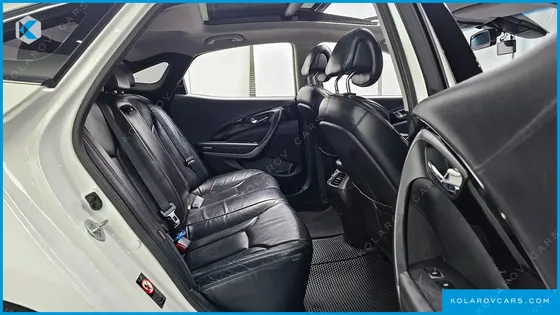 HYUNDAI GRANDEUR HG240 MODERN