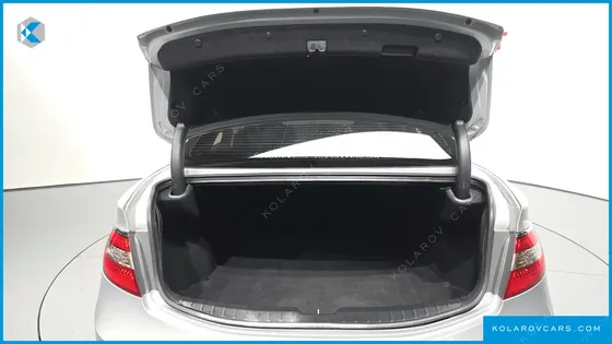 HYUNDAI GRANDEUR HG240 MODERN COLLECTION