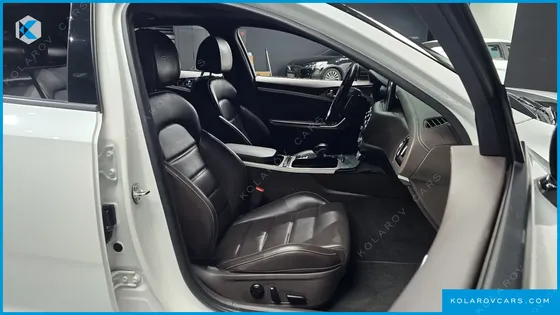 KIA STINGER 3.3 TURBO AWD