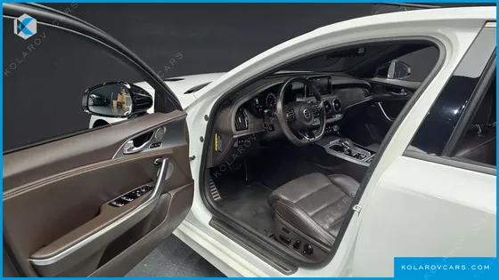 KIA STINGER 3.3 TURBO AWD