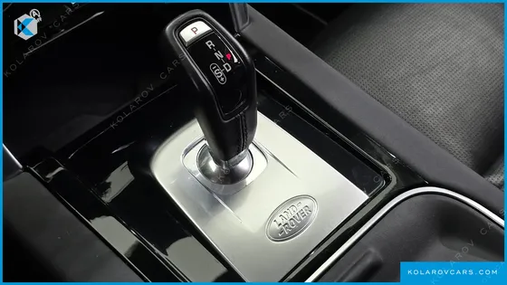 LAND ROVER DISCOVERY SPORT D180 S