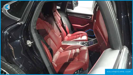 PORSCHE PANAMERA 4.0 TURBO