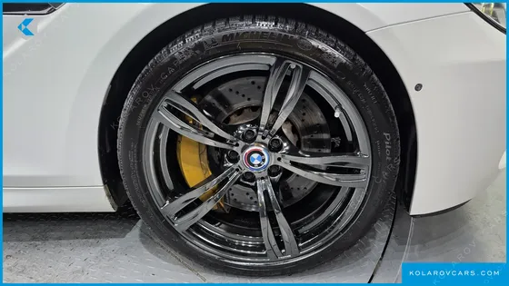 BMW M6 M6 COUPE