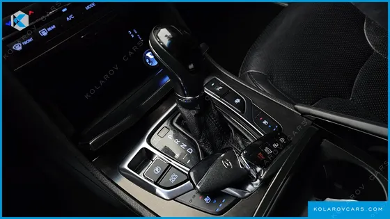 HYUNDAI GRANDEUR HG300 EXCLUSIVE