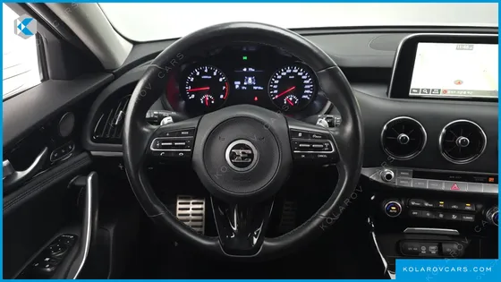 KIA STINGER 2.0 TURBO 2WD