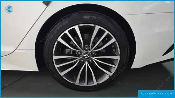 KIA STINGER 2.0 TURBO 2WD