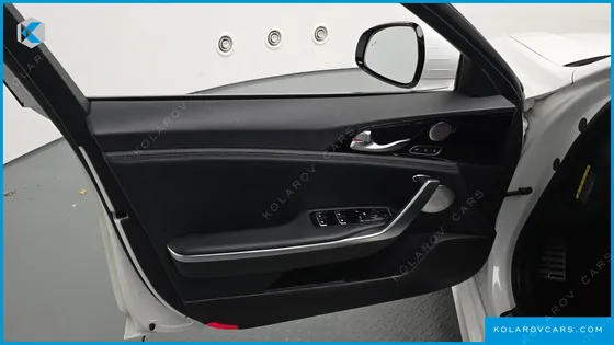 KIA STINGER 2.0 TURBO 2WD
