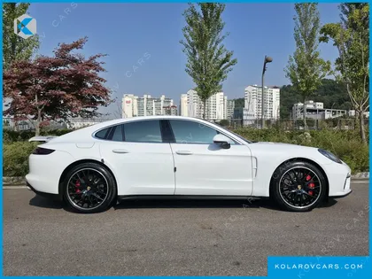 PORSCHE PANAMERA 4.0 TURBO