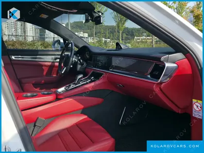 PORSCHE PANAMERA 4.0 TURBO