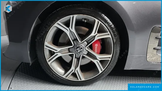 KIA STINGER 2.0 TURBO AWD