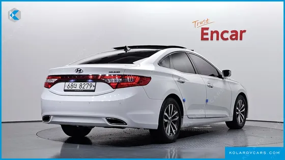 HYUNDAI GRANDEUR HG240 LUXURY
