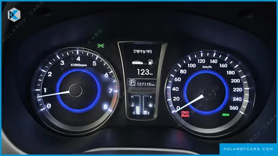 HYUNDAI GRANDEUR HG240 LUXURY