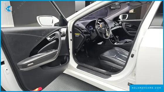 HYUNDAI GRANDEUR HG240 LUXURY
