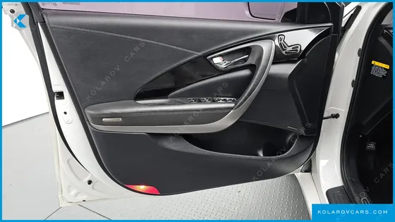 HYUNDAI GRANDEUR HG240 LUXURY