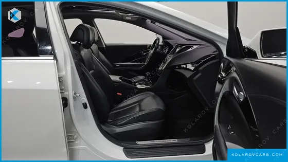 HYUNDAI GRANDEUR HG240 LUXURY