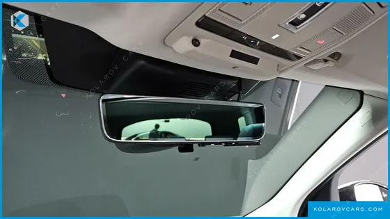 LAND ROVER DISCOVERY SPORT D180 SE