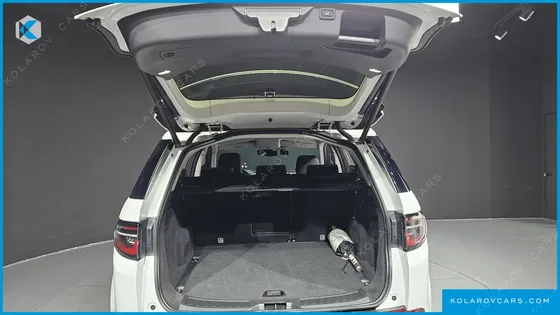 LAND ROVER DISCOVERY SPORT D180 SE
