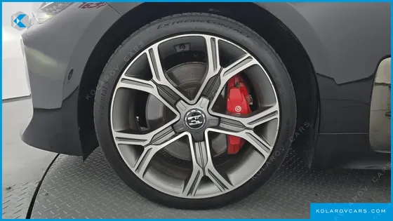 KIA STINGER 3.3 TURBO 2WD