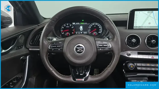 KIA STINGER 3.3 TURBO 2WD