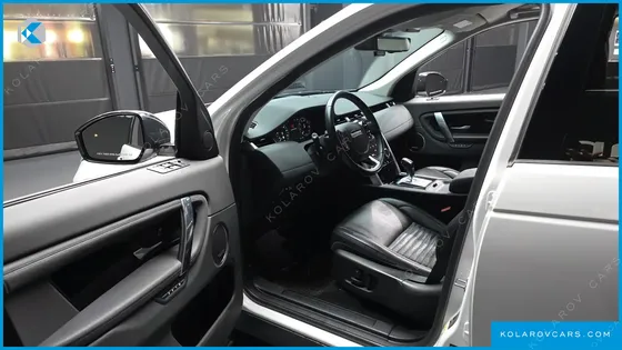 LAND ROVER DISCOVERY SPORT P250 SE