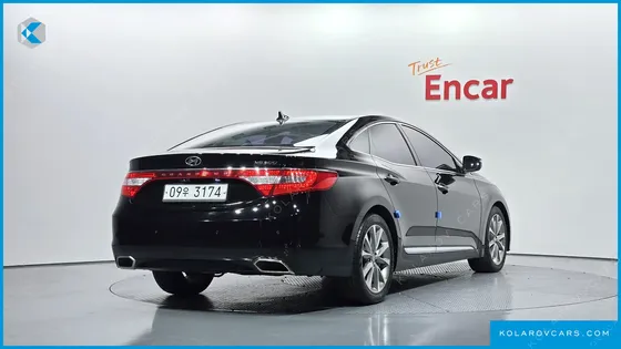 HYUNDAI GRANDEUR HG300 PREMIUM