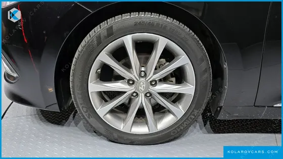 HYUNDAI GRANDEUR HG300 PREMIUM