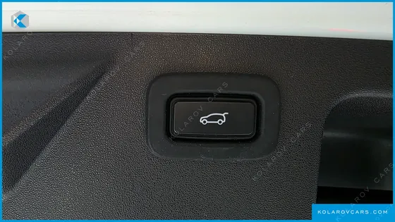 LAND ROVER DISCOVERY SPORT D180 SE