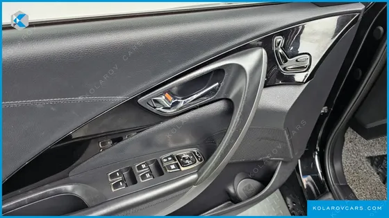 HYUNDAI GRANDEUR HG300 NOBLE