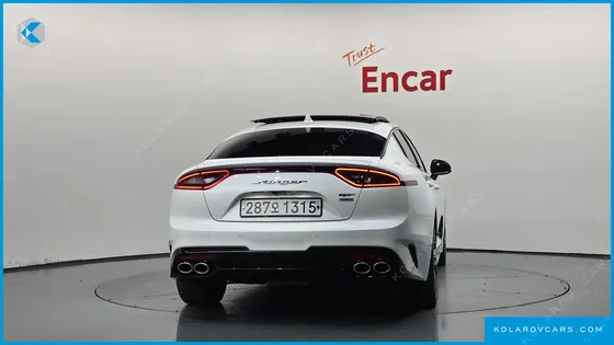 KIA STINGER 3.3 TURBO AWD