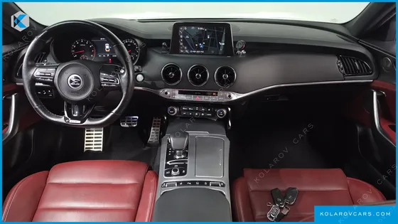 KIA STINGER 3.3 TURBO AWD