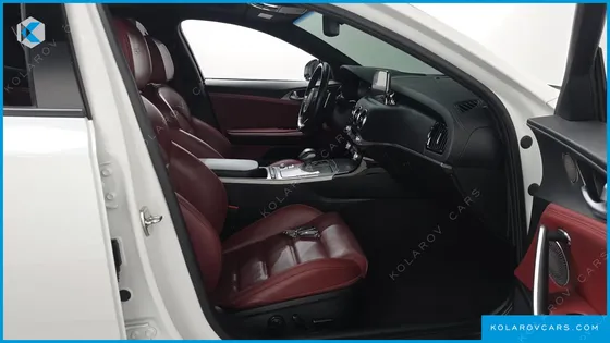 KIA STINGER 3.3 TURBO AWD