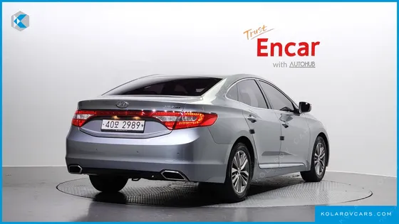 HYUNDAI GRANDEUR HG240 MODERN