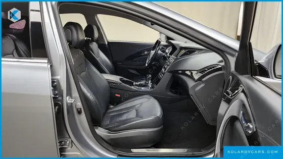 HYUNDAI GRANDEUR HG240 MODERN
