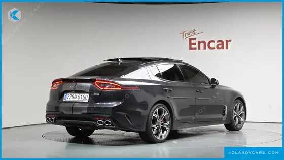 KIA STINGER 3.3 TURBO AWD