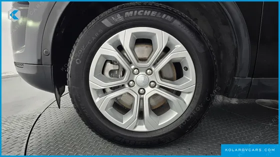 LAND ROVER DISCOVERY SPORT D200 S