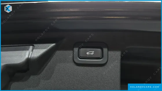 LAND ROVER DISCOVERY SPORT D200 S