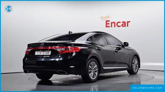 HYUNDAI GRANDEUR HG240 MODERN COLLECTION