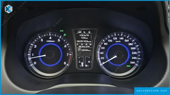 HYUNDAI GRANDEUR HG240 MODERN COLLECTION