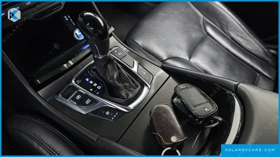 HYUNDAI GRANDEUR HG240 MODERN COLLECTION