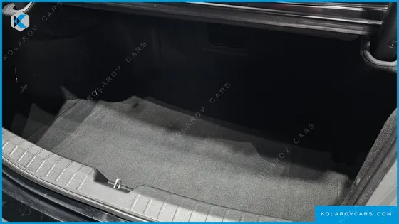 HYUNDAI GRANDEUR HG240 MODERN COLLECTION