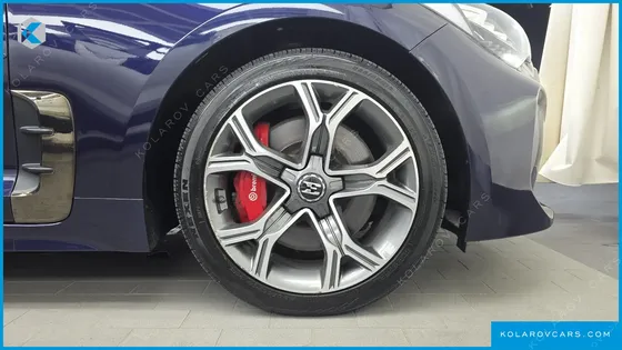 KIA STINGER 2.2 DIESEL AWD
