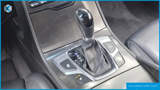HYUNDAI GRANDEUR HG240 MODERN
