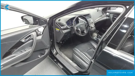 HYUNDAI GRANDEUR HG240 MODERN