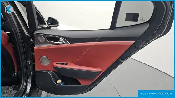 KIA STINGER 3.3 TURBO AWD