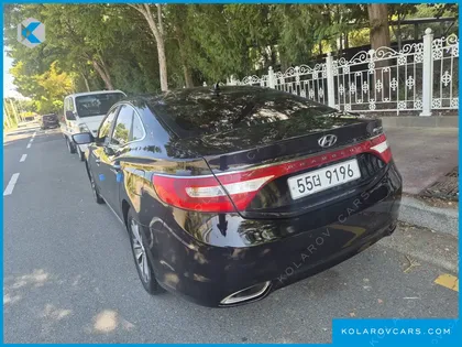 HYUNDAI GRANDEUR HG240 LUXURY