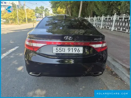 HYUNDAI GRANDEUR HG240 LUXURY